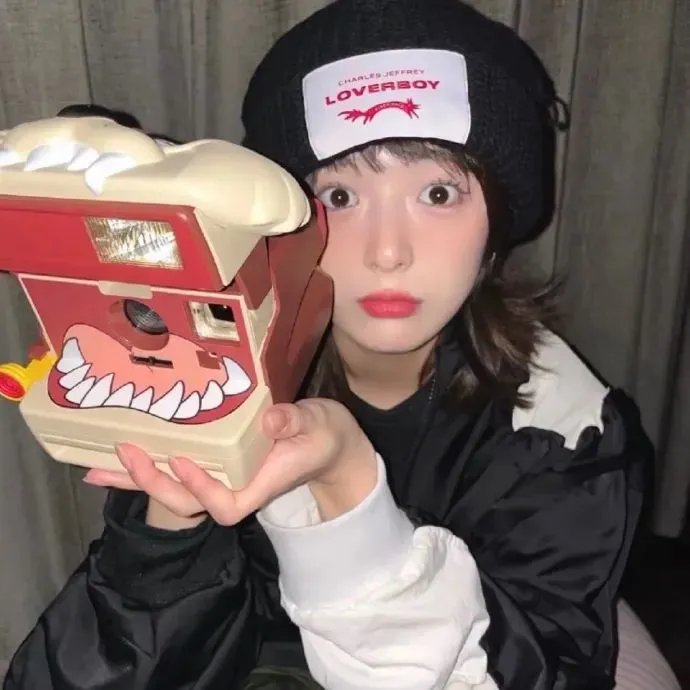 火山少女的爱愁